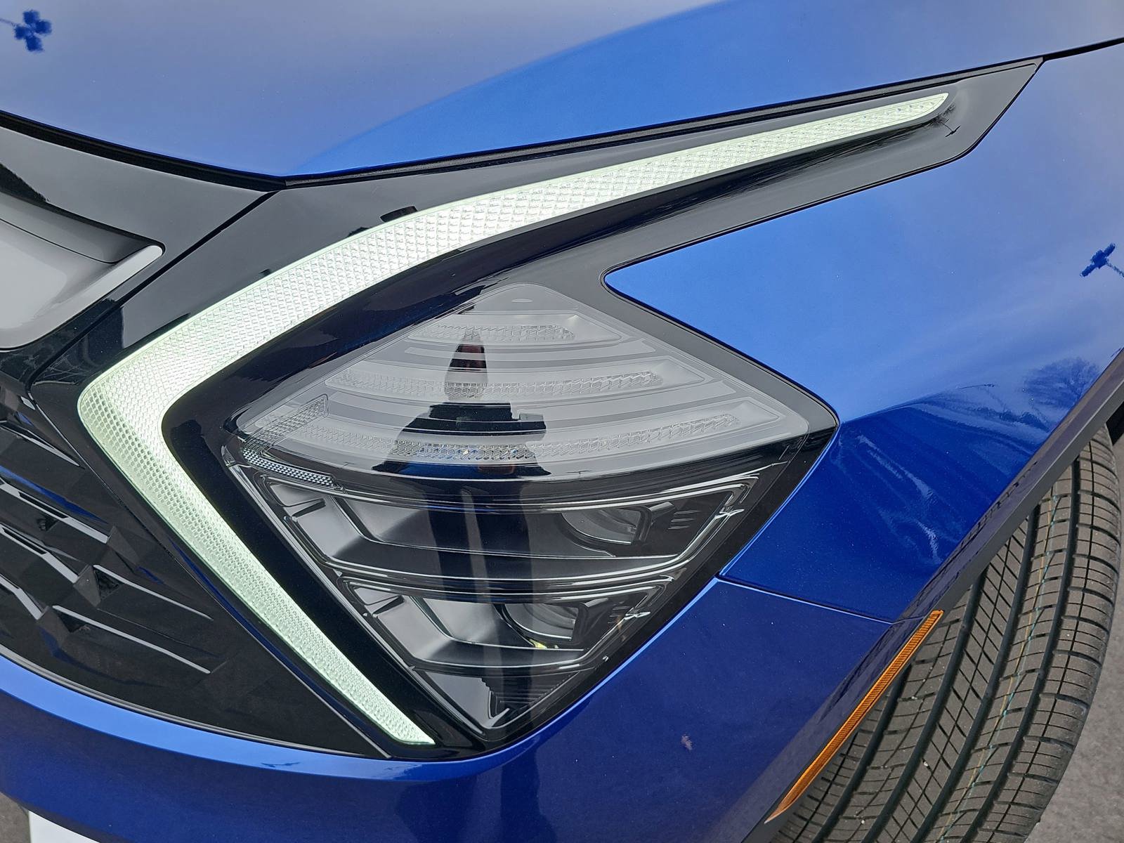 New 2025 Kia Sportage EX FWD image 31