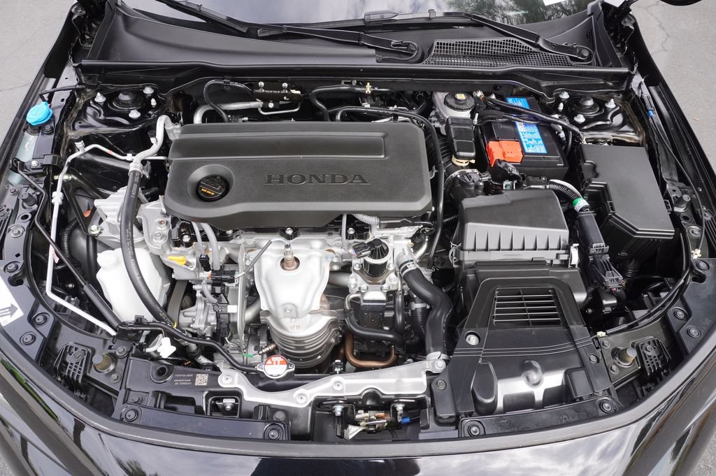 Used 2025 Honda Civic LX image 7