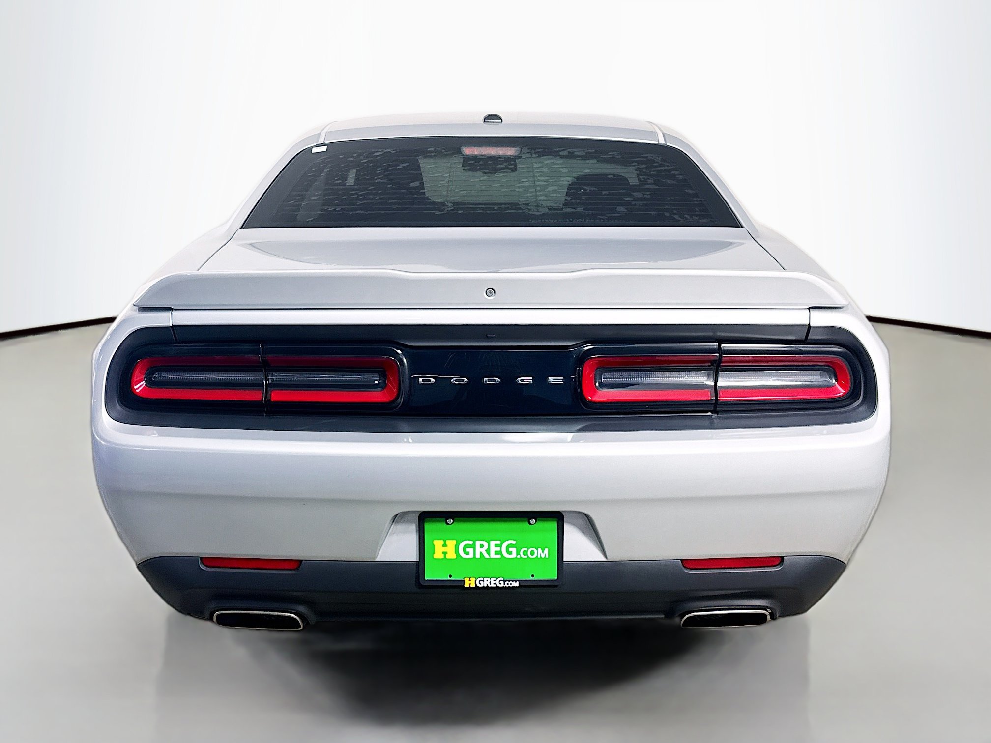 Used 2021 Dodge Challenger SXT RWD image 8