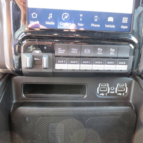 Used 2022 RAM 2500 Limited image 27