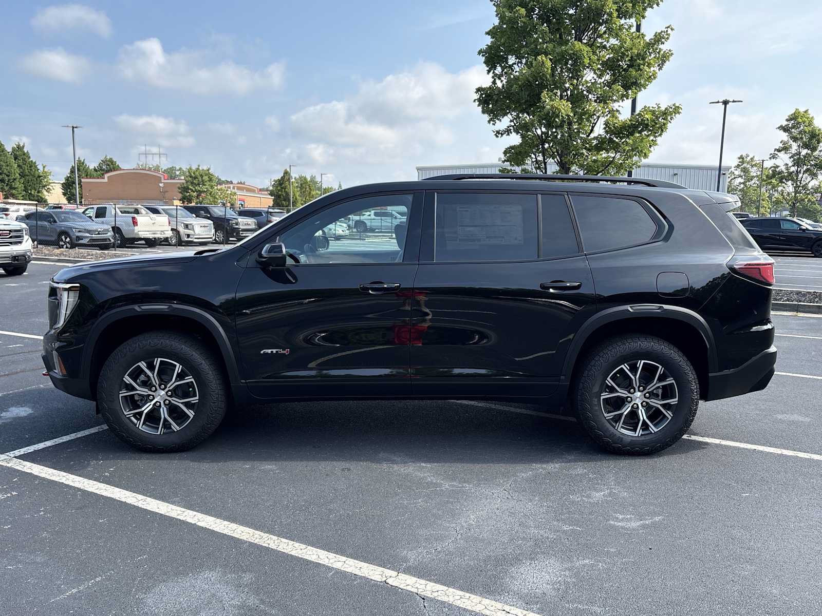 New 2026 GMC Acadia AT4 w/ Luxury Package AWD/4WD image 21