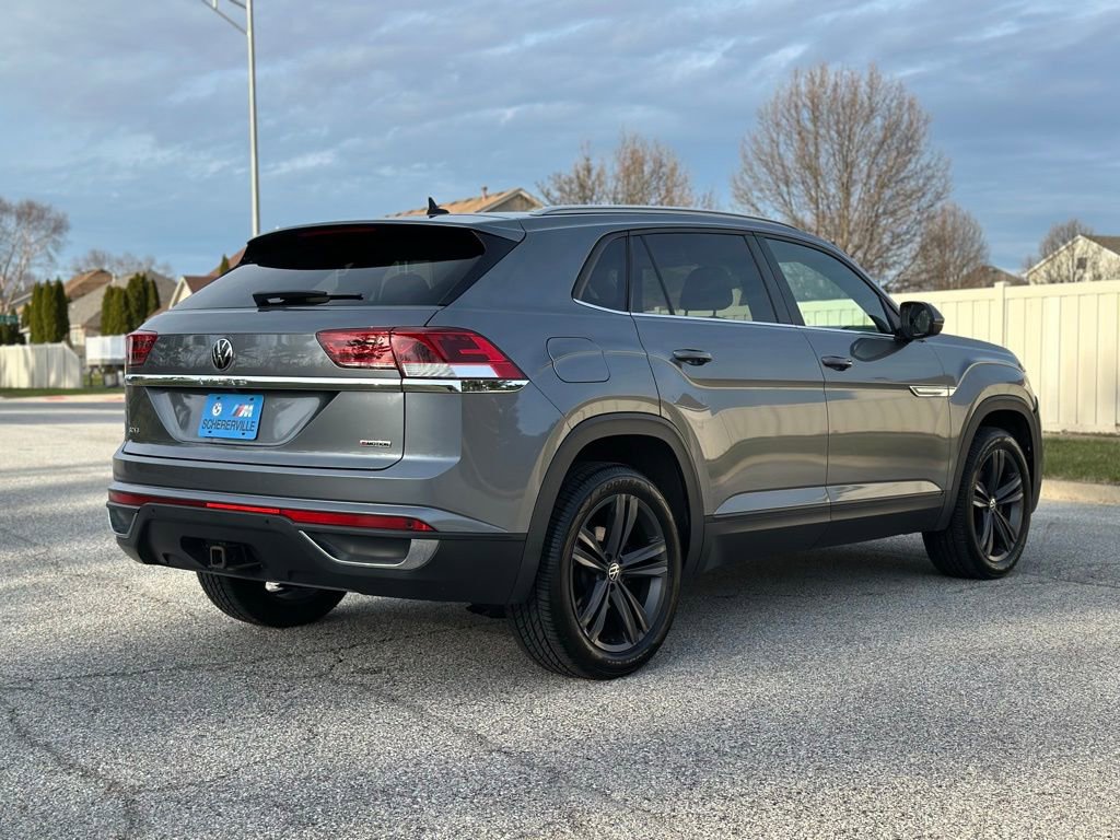 Used 2020 Volkswagen Atlas Cross Sport SE w/ Panoramic Sunroof Package image 7