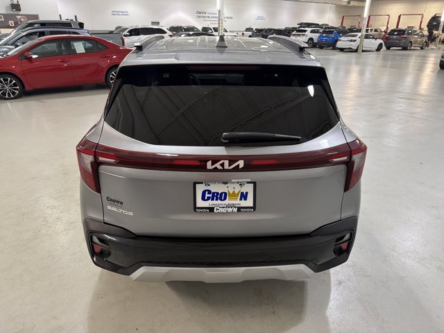 Used 2024 Kia Seltos S FWD image 8