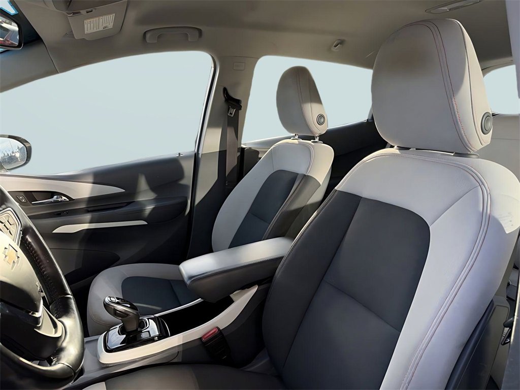 Used 2020 Chevrolet Bolt LT image 15