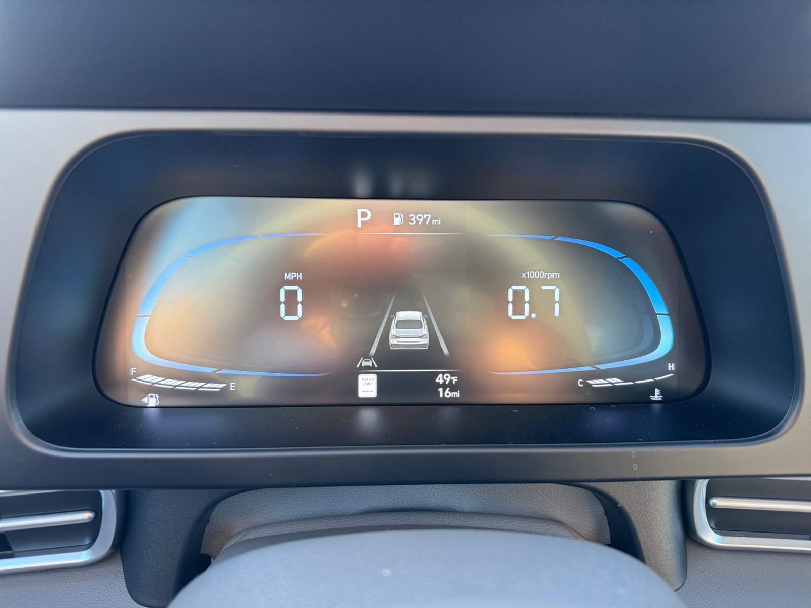 New 2025 Hyundai Elantra Sport image 32