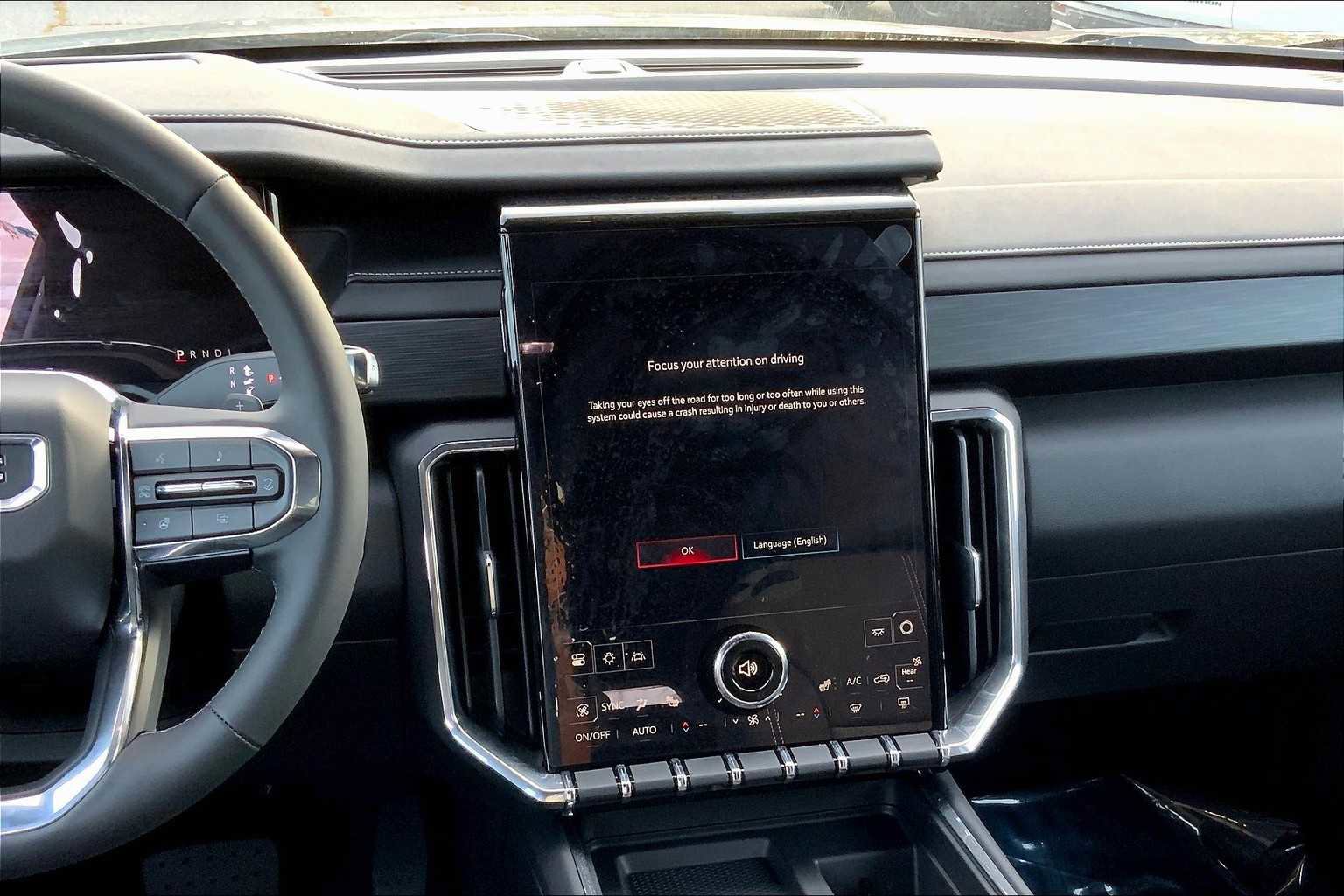 New 2025 GMC Acadia Elevation image 7