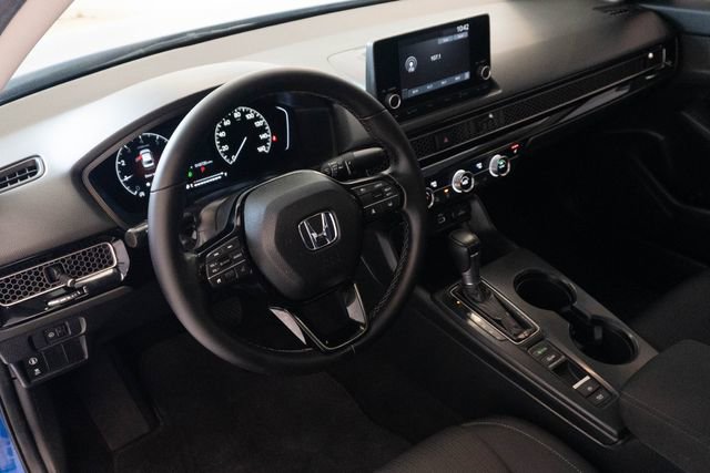 Used 2024 Honda Civic EX image 3