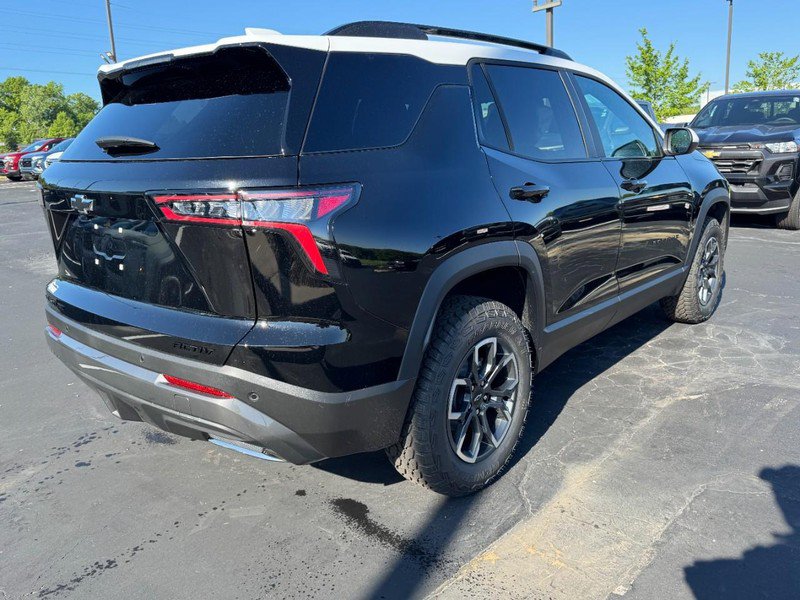 Used 2026 Chevrolet Equinox ACTIV AWD/4WD image 3
