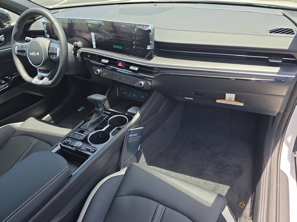 New 2026 Kia K5 GT-Line w/ GT-Line Premium Package FWD image 11