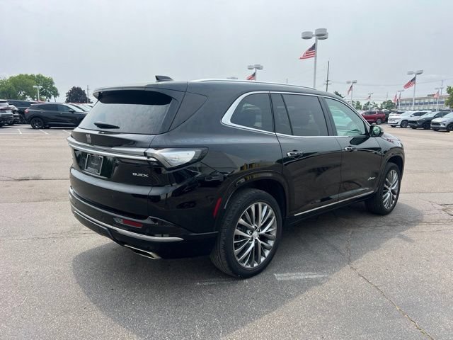 Used 2025 Buick Enclave Avenir w/ LPO, Floor Liner Package AWD/4WD image 5