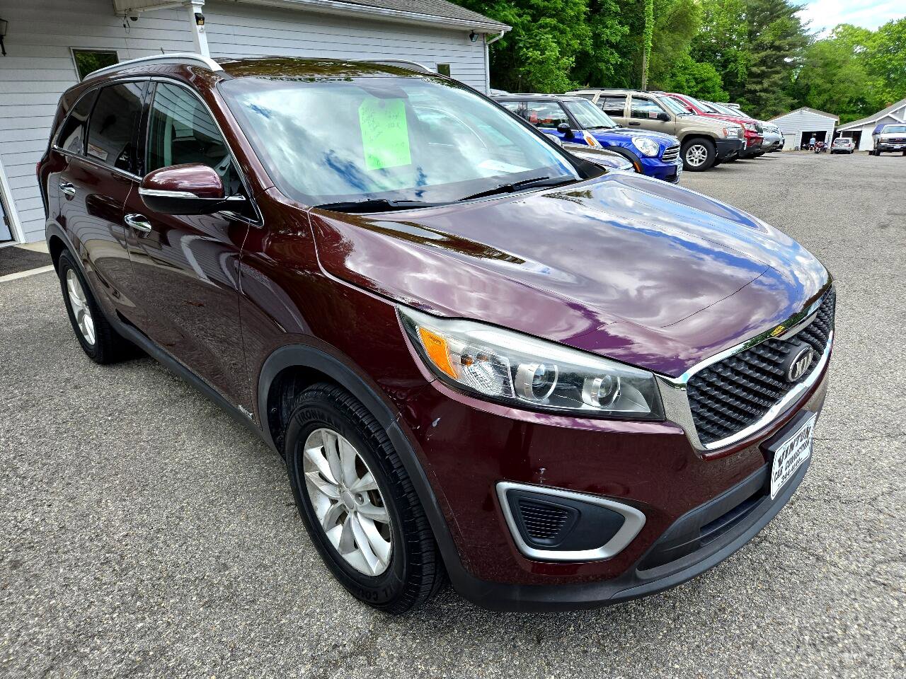 Used 2017 Kia Sorento AWD image 7