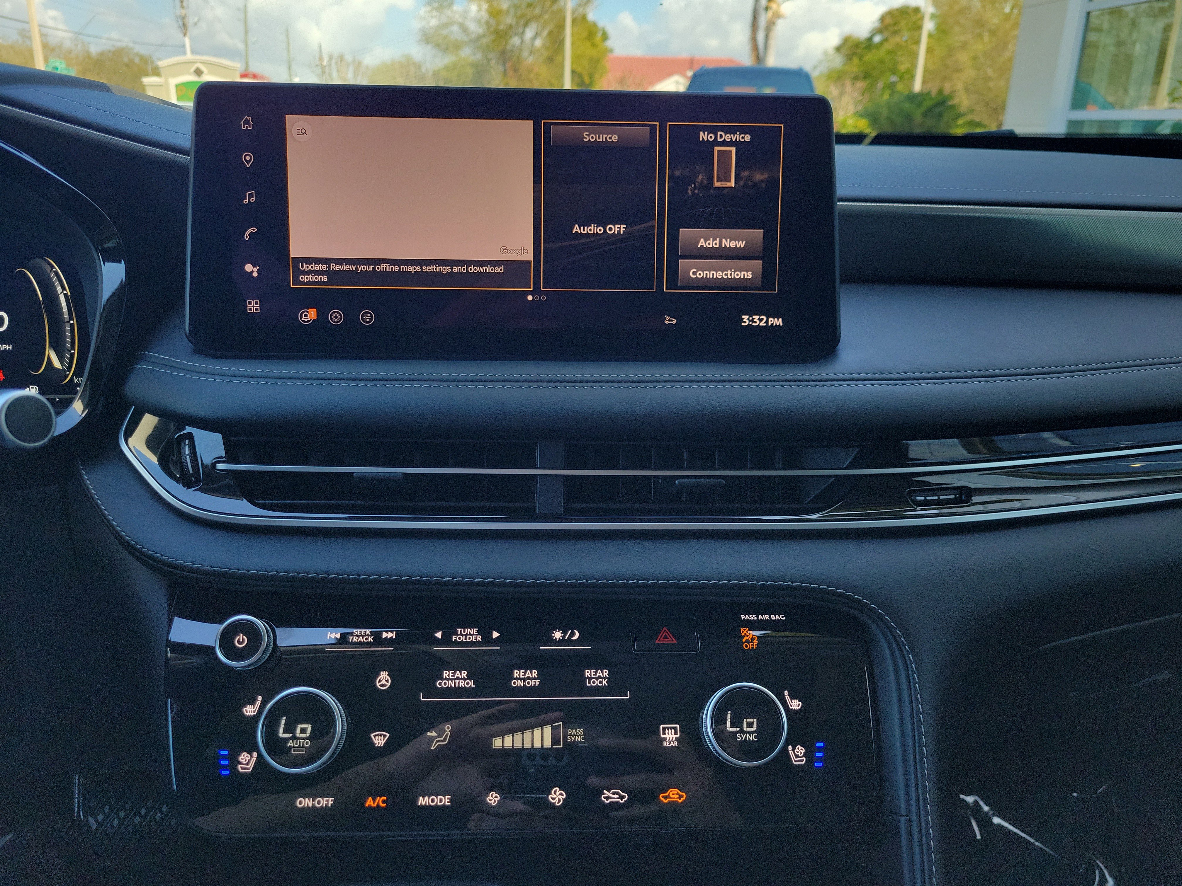 Certified 2026 INFINITI QX60 Luxe w/ Cargo Package image 21