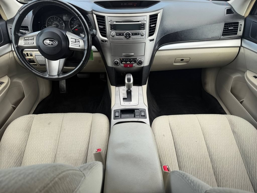 Used 2011 Subaru Outback 2.5i Premium AWD/4WD image 16