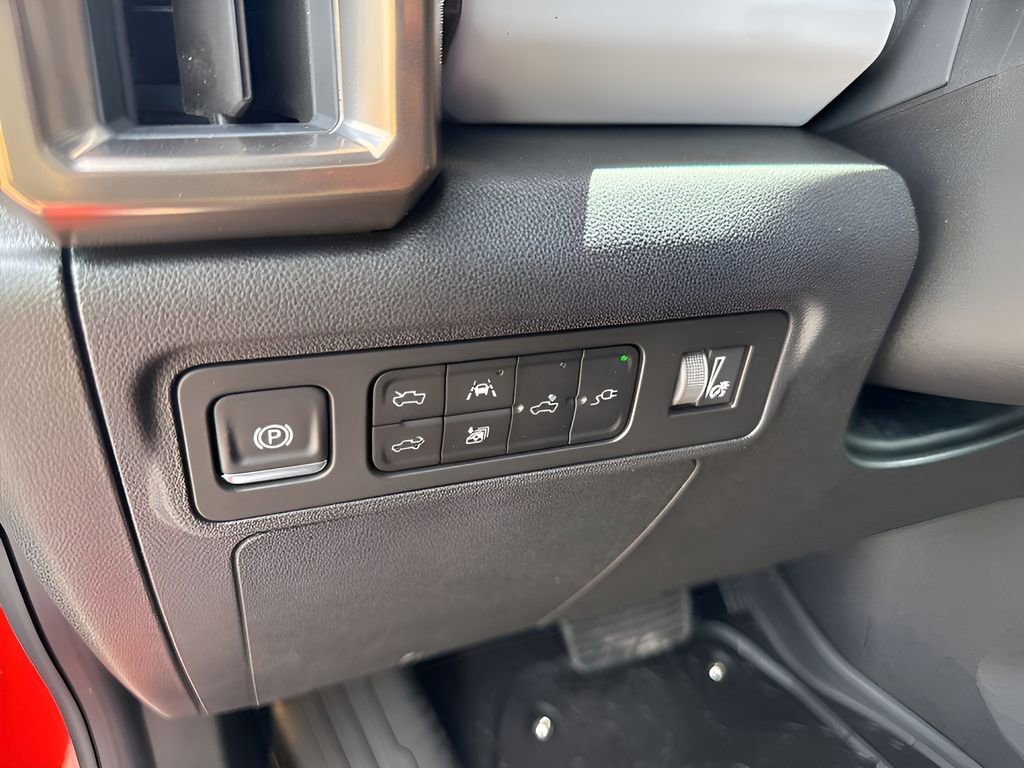 New 2025 GMC Hummer EV 2X w/ LPO, Dark Essentials Package image 40