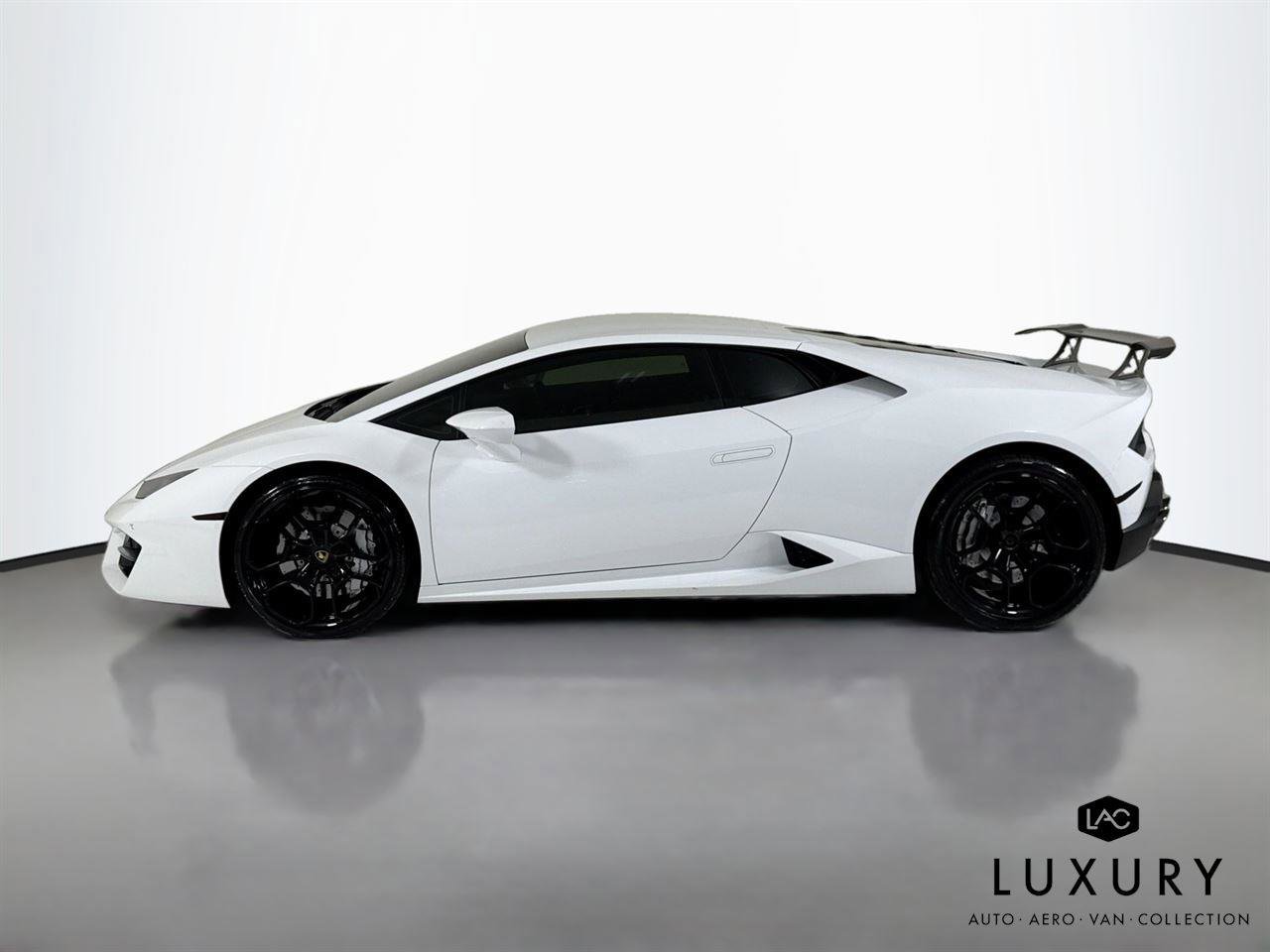 Used 2018 Lamborghini Huracan LP 580-2 image 9