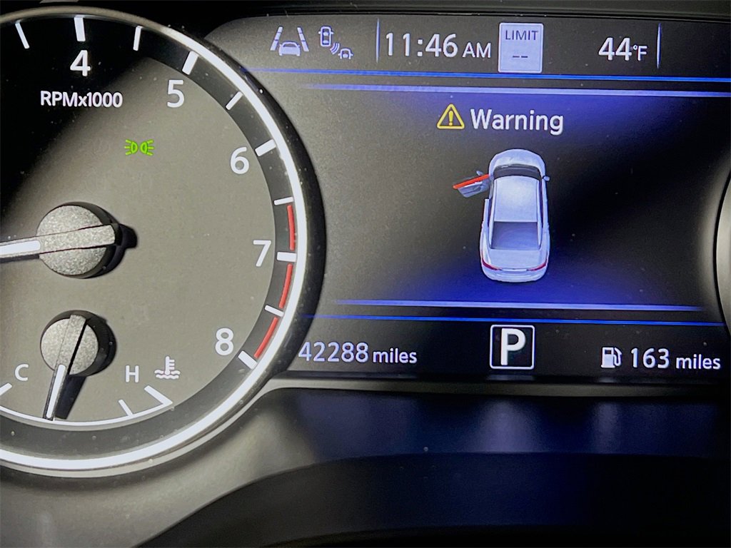 Used 2023 Nissan Maxima Platinum w/ Sport Mat Group image 12