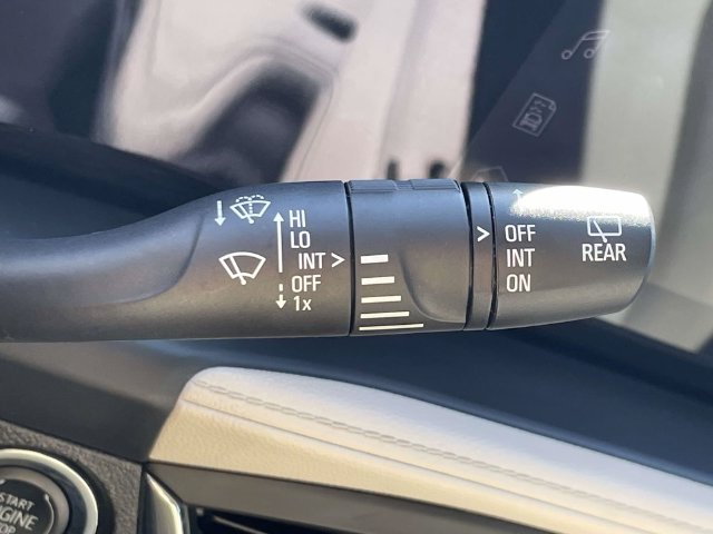 Used 2025 Buick Encore GX Preferred w/ Comfort Package FWD image 23