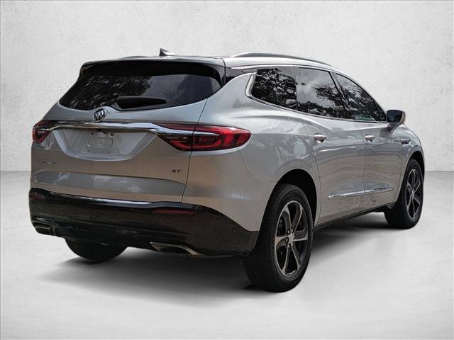 Used 2020 Buick Enclave Essence w/ Sport Touring Edition image 2