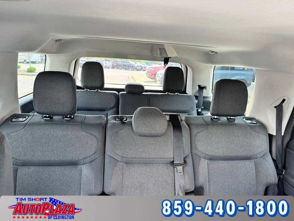 Used 2025 Ford Expedition Active AWD/4WD image 46