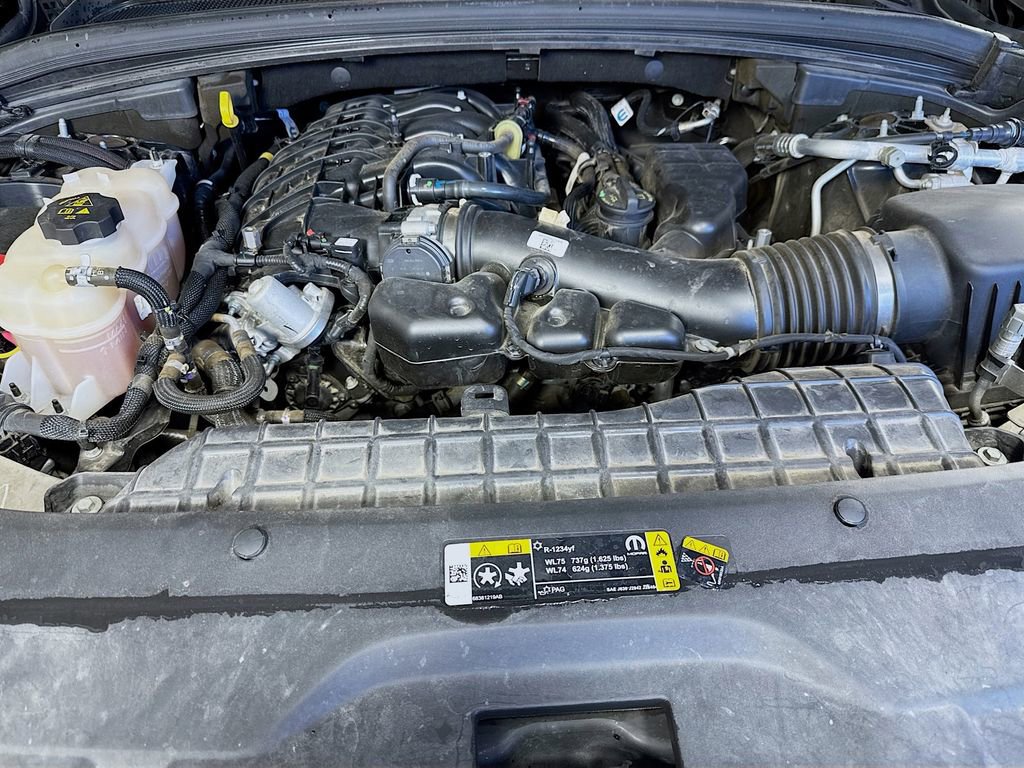 Used 2022 Jeep Grand Cherokee L Limited image 39