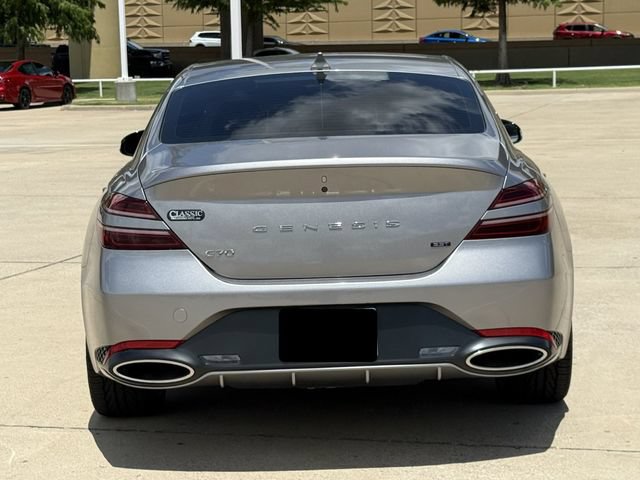 Used 2022 Genesis G70 3.3T RWD image 5