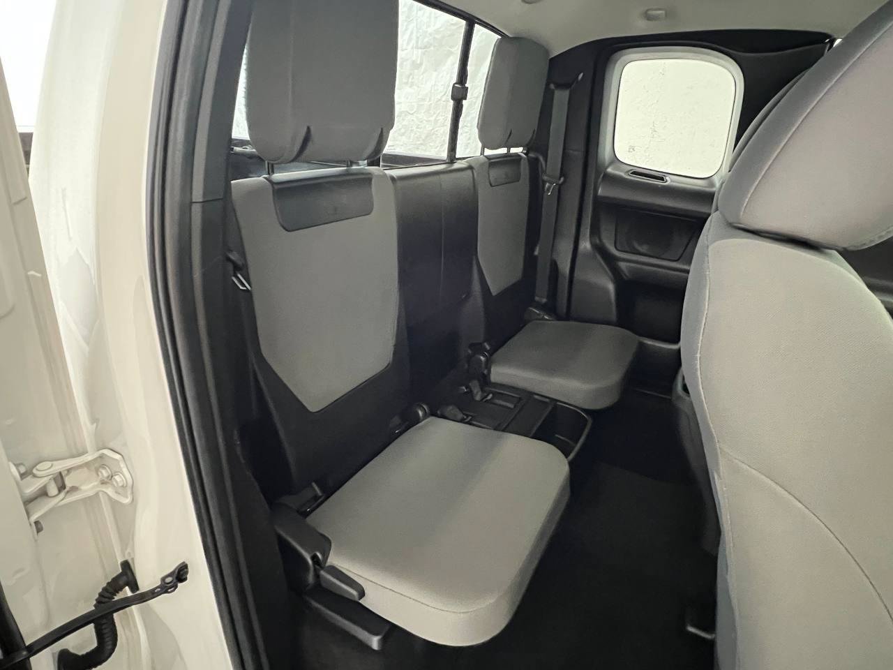 Used 2021 Toyota Tacoma SR RWD image 14