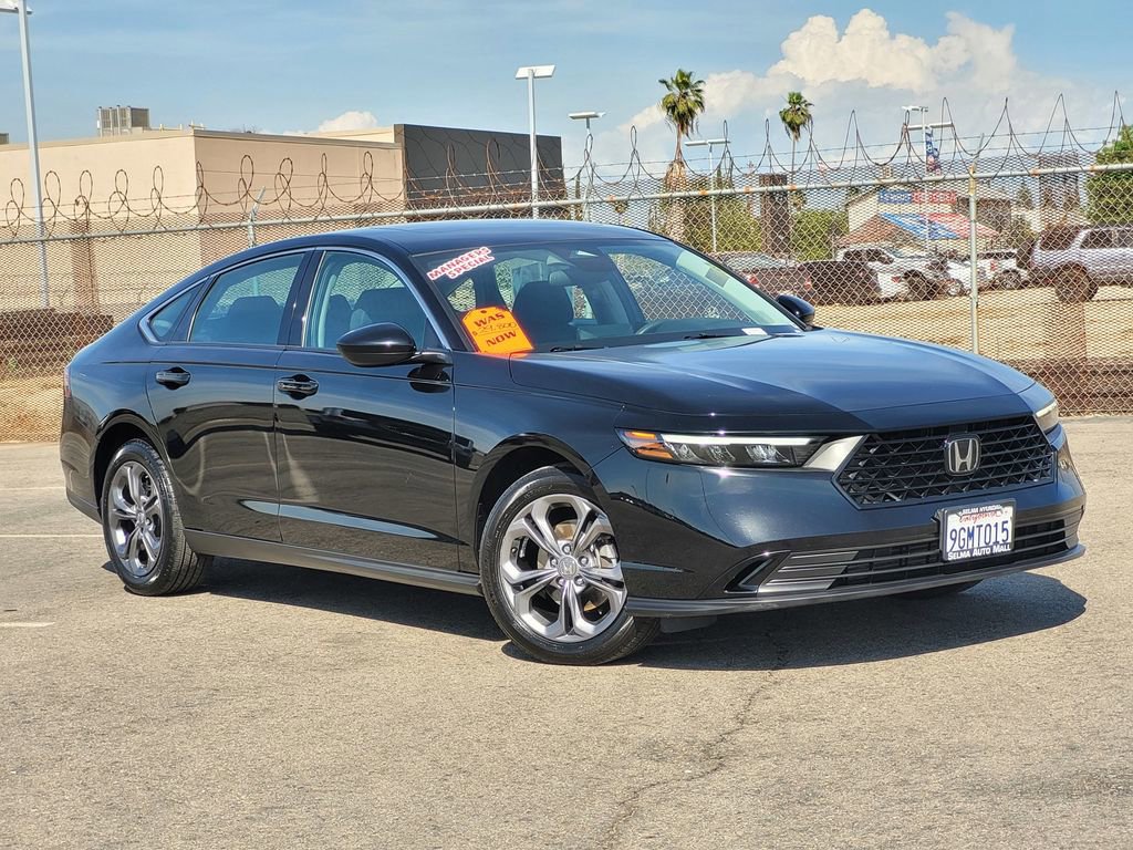Used 2023 Honda Accord EX image 2
