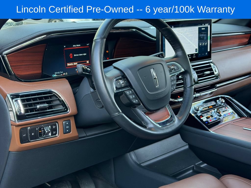 Used 2024 Lincoln Navigator Reserve AWD/4WD image 32