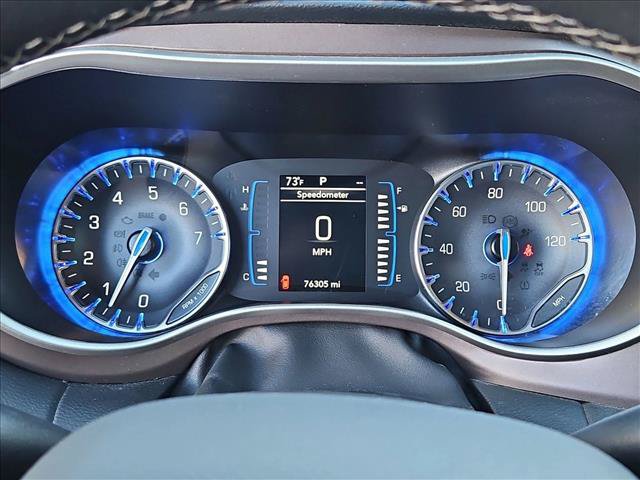 Used 2023 Chrysler Voyager LX FWD image 11