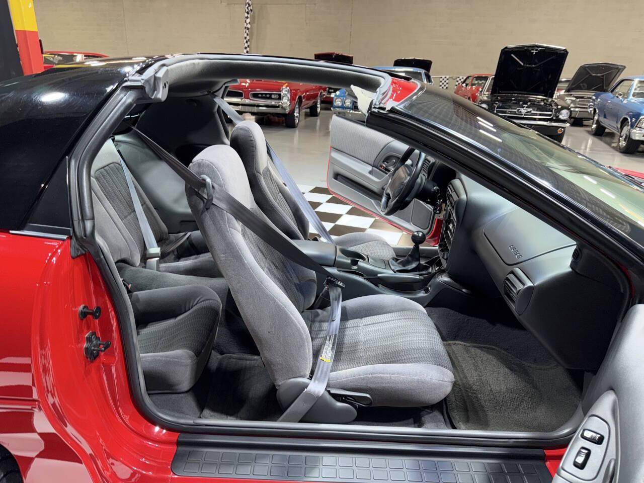 Used 1998 Chevrolet Camaro Z28 w/ Preferred Equipment Group 2 RWD image 20
