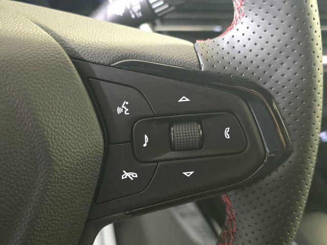 New 2026 Chevrolet Trax RS w/ Sunroof Package FWD image 18