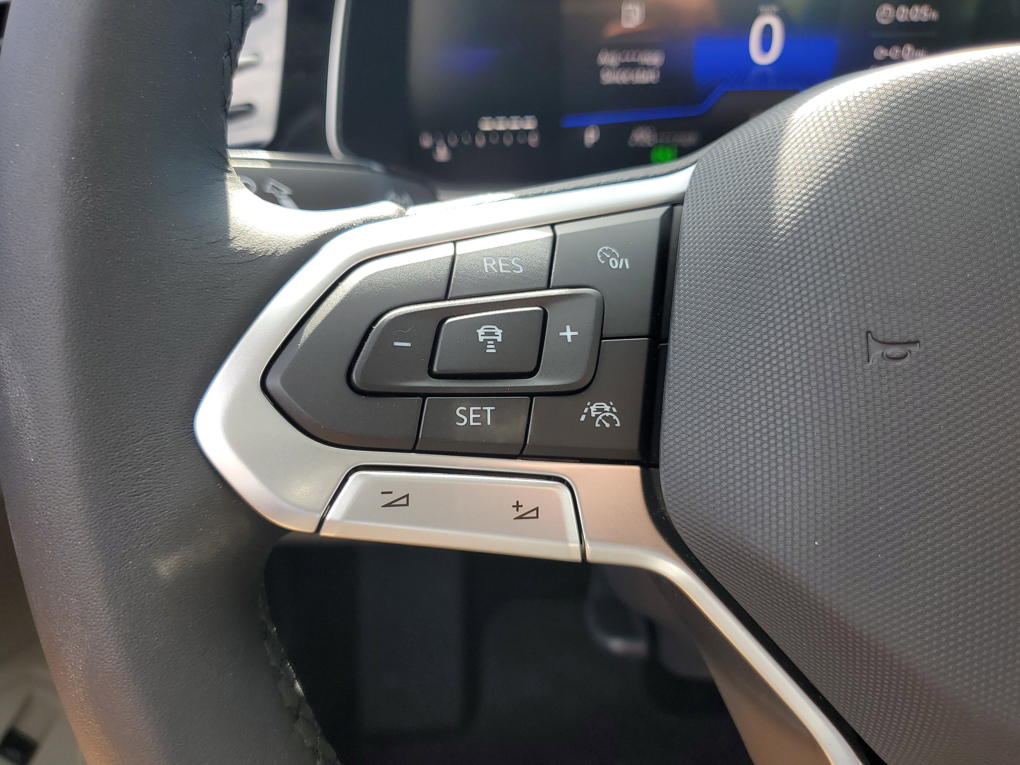 New 2025 Volkswagen Jetta SE image 18