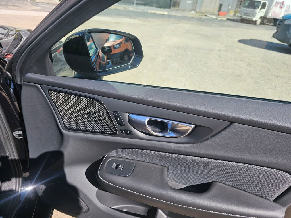 Used 2024 Volvo S60 B5 Plus w/ Climate Package image 11