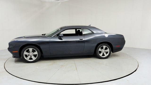 Used 2017 Dodge Challenger SXT w/ Driver Convenience Group image 2