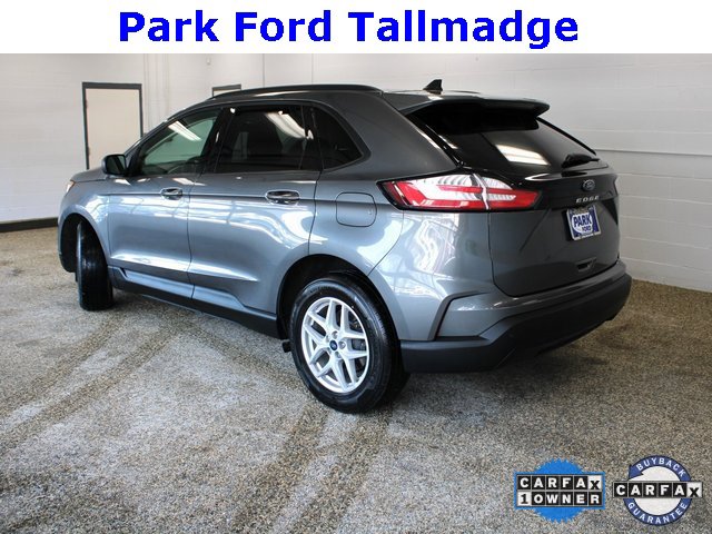 Used 2021 Ford Edge SE image 2