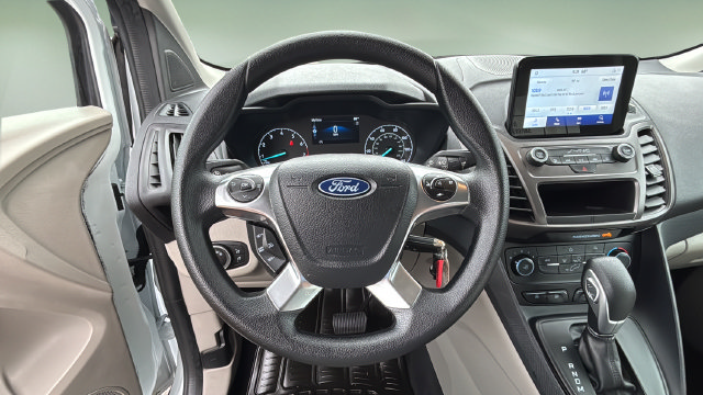 Used 2023 Ford Transit Connect XLT FWD image 11