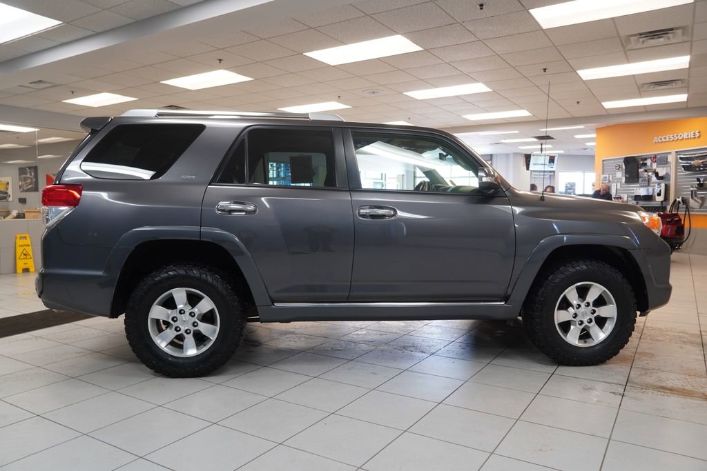 Used 2013 Toyota 4Runner SR5 w/ Premium Pkg image 16