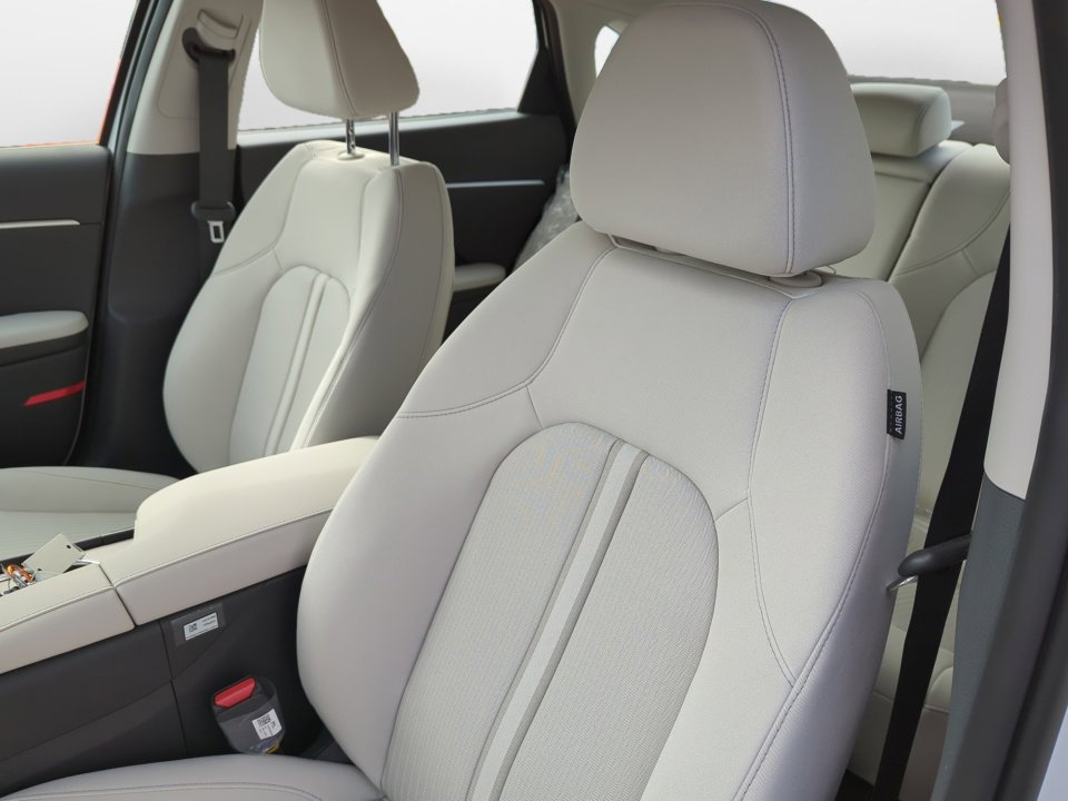 New 2026 Hyundai Sonata SEL FWD image 10