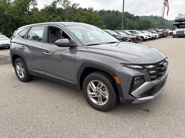 Used 2025 Hyundai Tucson SE AWD/4WD image 7