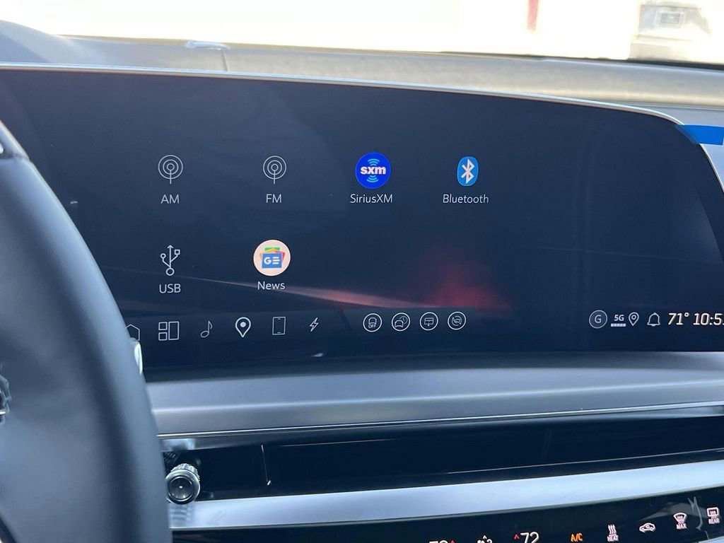 New 2026 Cadillac Lyriq V image 18
