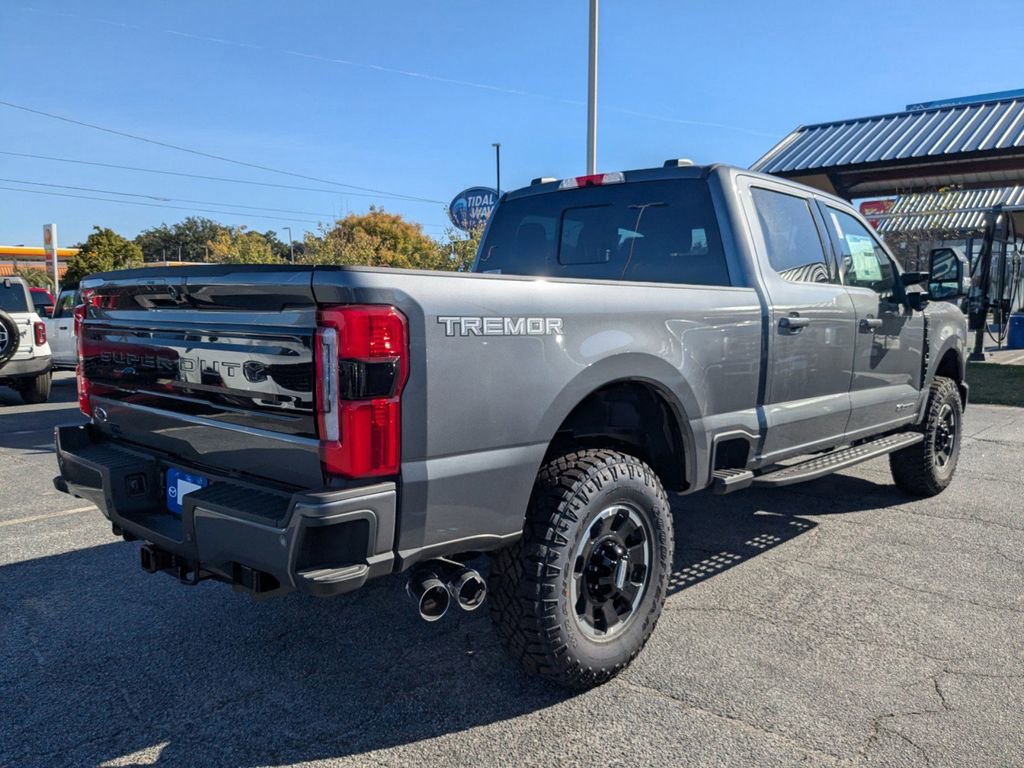 New 2026 Ford F250 Platinum w/ Tremor Off-Road Package video 4