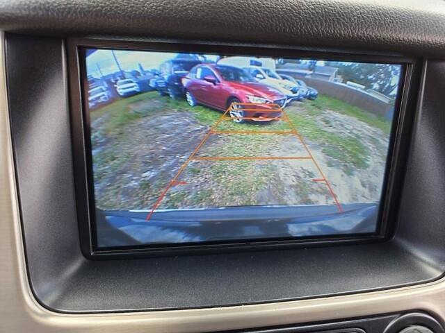 Used 2016 GMC Yukon Denali w/ Open Road Package image 10