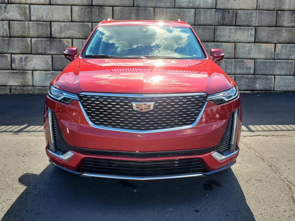 Used 2024 Cadillac XT6 Premium Luxury w/ LPO, Floor Liner Package AWD/4WD image 8