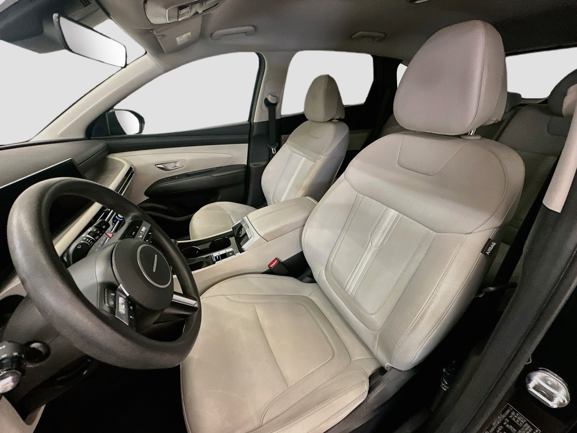 Used 2025 Hyundai Tucson SEL AWD/4WD image 13