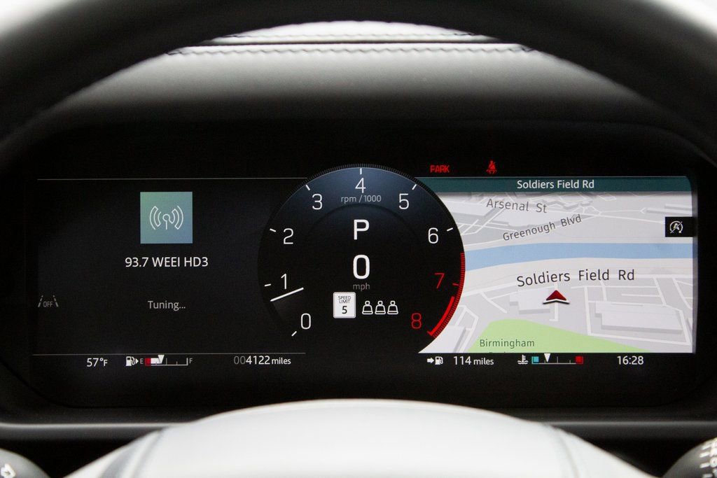 Used 2026 Land Rover Defender 110 image 15