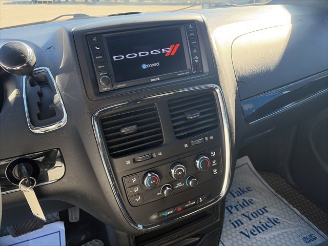 Used 2018 Dodge Grand Caravan SE image 13