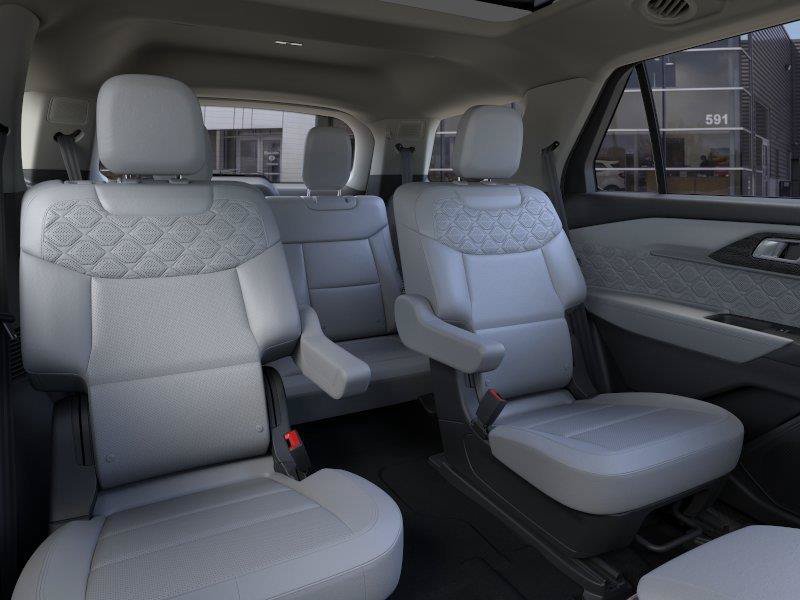 New 2026 Ford Explorer Platinum w/ LUX Leather Package AWD/4WD image 11