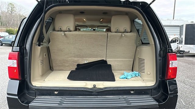 Used 2017 Ford Expedition Limited image 18