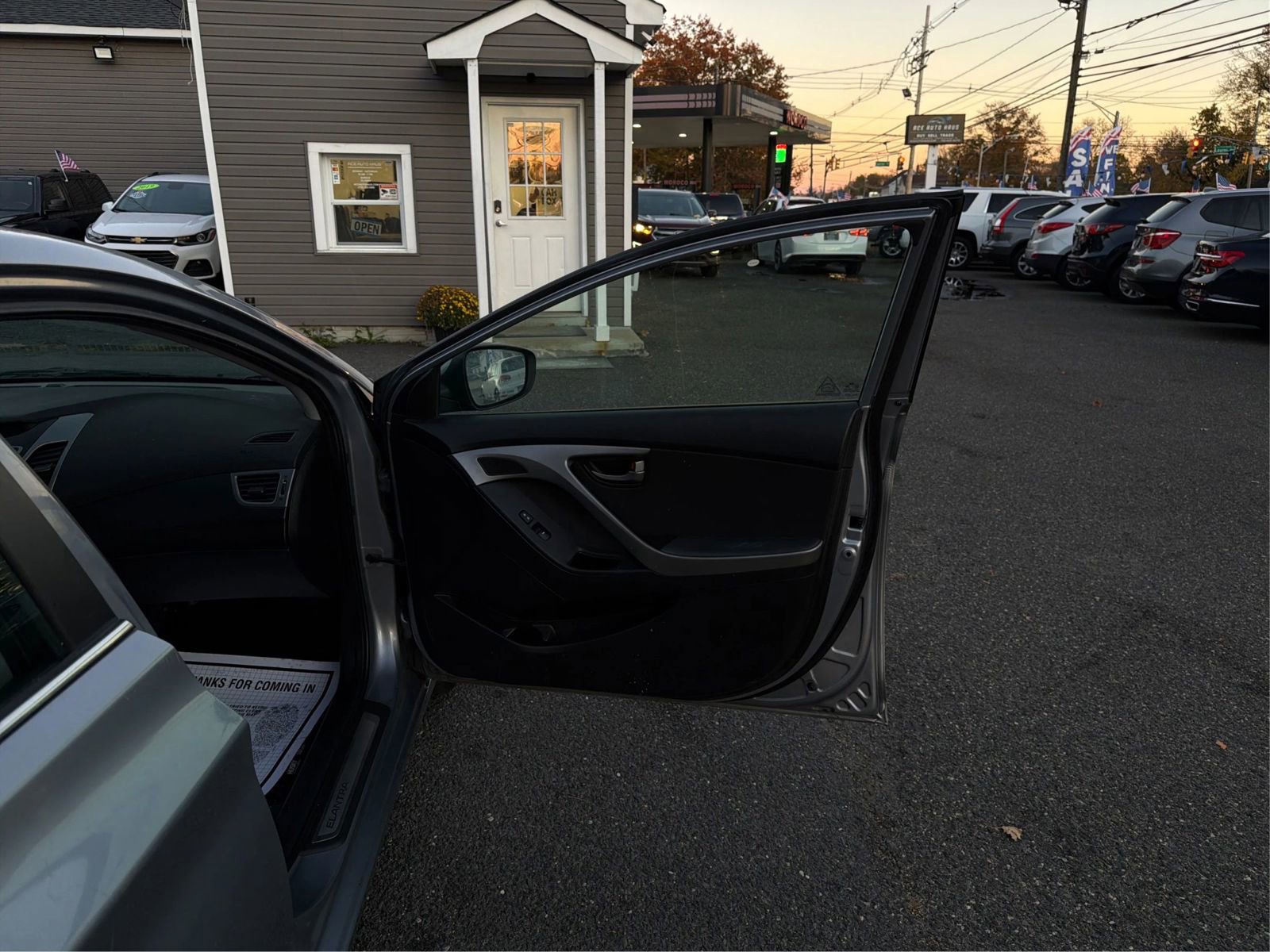 Used 2016 Hyundai Elantra Value Edition image 29