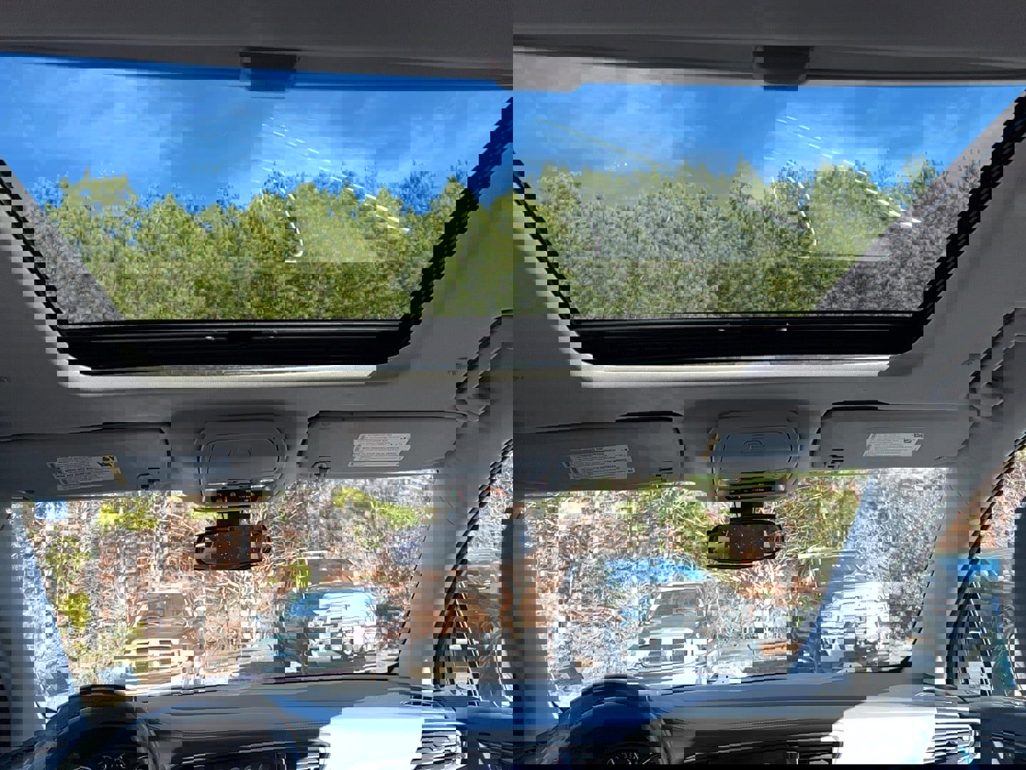 Used 2020 Buick Enclave Essence image 25